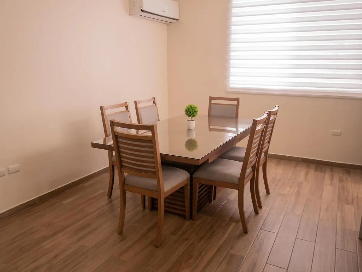 Las Casitas En Miraflores Guayaquil contacts